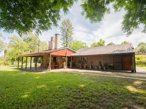 Hermosa quinta Parquizada en Barrio Judiciales