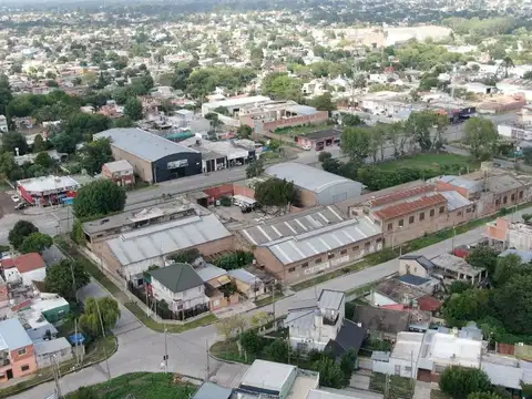 Galpon en Venta en Gonzalez Catan, USD 2.500.000