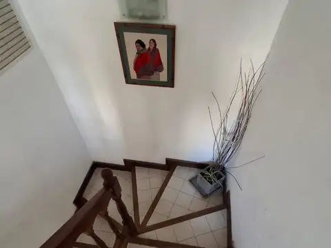 VENTA CHALET EN PH INDEPENDIENTE AL FRENTE!