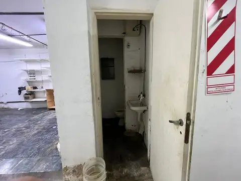 Local en Alquiler 80 años