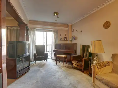 Departamento en Venta en Parque Chacabuco, USD 179.900
