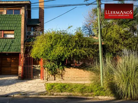 Venta Casa 6 Ambiente 5 dormitorios,San isidro piscina,patio