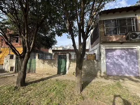 Casa 2 dormitorios con garaje y quincho con terraza en PA