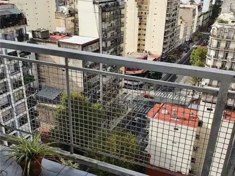 Av. Corrientes 2100, Piso 19