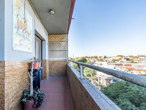 Venta de Dpto.  2 o 3 amb en Parq. Chacabuco