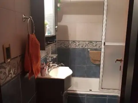 Casa  en Venta ubicado en Quilmes Oeste, Quilmes, G.B.A. Zona Sur - SVN0717_LP584505_1