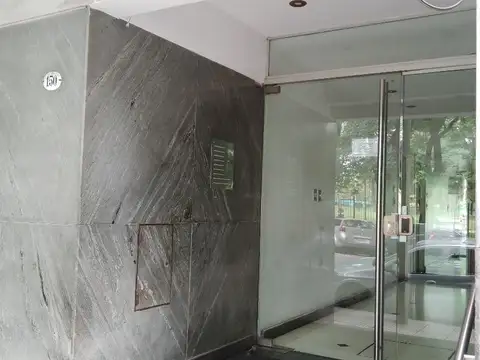 Departamento en Alquiler 2 Dormitorios en Parque Patricios, muy luminoso.