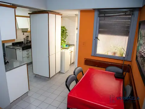 Departamento 6 ambientes con 2 baños