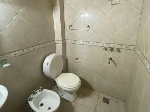 Depto Tipo Casa en Alquiler de Monoambiente