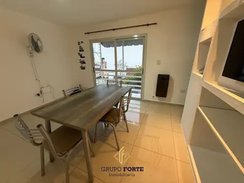 Departamento en Alquiler en Alto Alberdi, $ 600.000