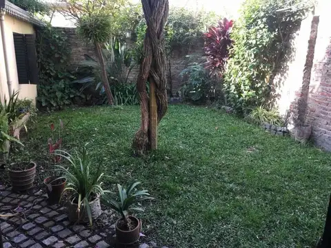 Depto Tipo Casa en Venta de 6 ambientes