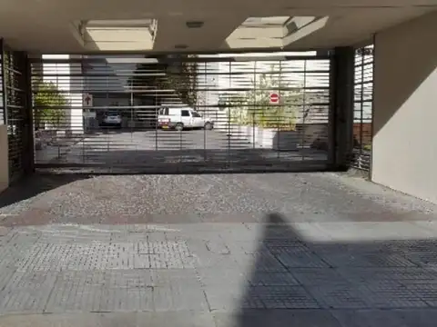 Cabrera 3900, Piso 8