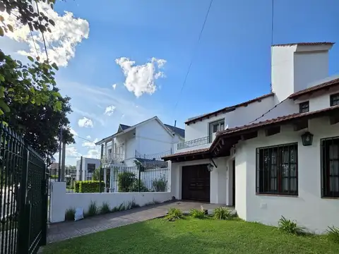 Intendente Ramón Bautista Mestre 4100