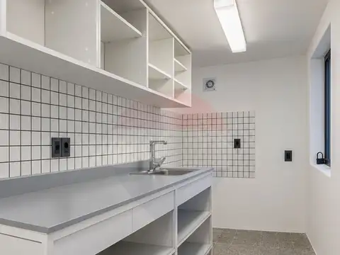 Alquiler Oficina Parque Rodó 6 ambientes