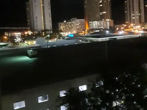 Departamento 2 ambientes con 2 baños