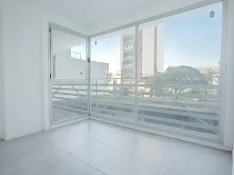 Oficina 2 ambientes con 1 baño