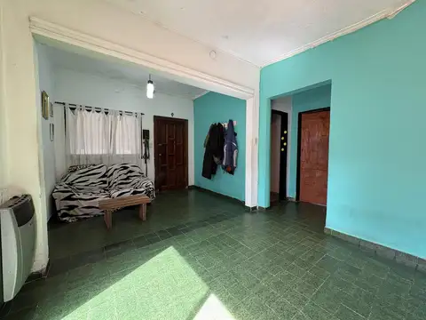 Depto Tipo Casa en Venta de 6 ambientes