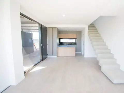 Casa 3 ambientes con 2 baños