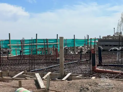 Casa 4 ambientes con 4 baños