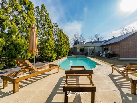 VENTA - Casa de 3 dormitorios, piscina con solárium - Puerto Roldán. APTA CRÉDITO.