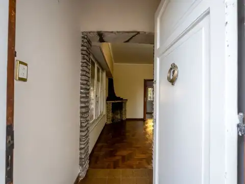 Casa 3 ambientes con 2 baños