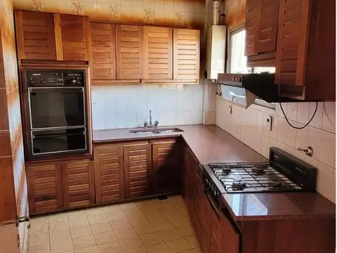 Corrales 2800, Piso 2