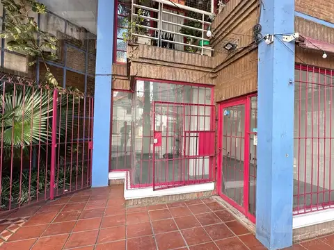 Local en Alquiler en Moron Norte, $ 600.000