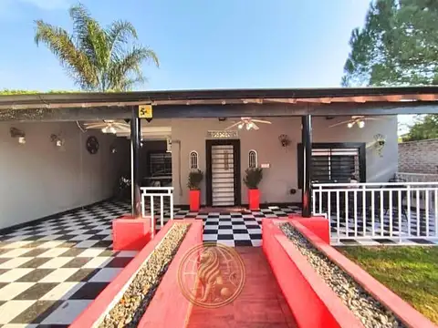 Casa en Venta con 1 cochera