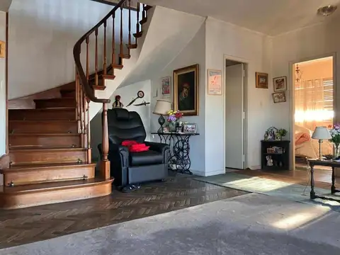 A Refacionar Depto en Duplex 18ª y 19ª! V/abierta,Luz y Sol!