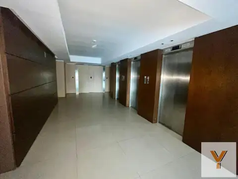 Oficina en Alquiler en Recoleta, USD 1.250