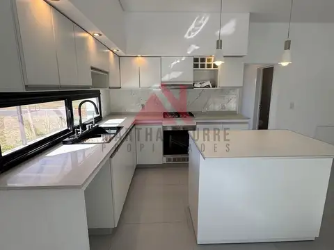 Casa en Venta al Noreste