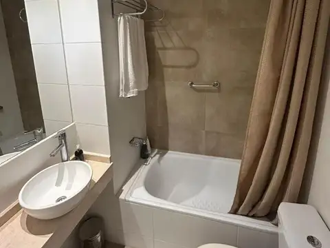 Departamento en Alquiler con 1 cochera