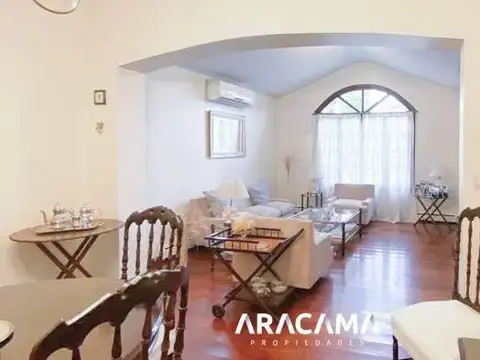 Casa en Venta al Oeste