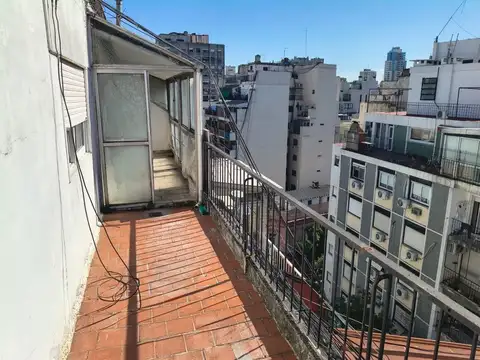 Venta departamento 2 ambientes Recoleta balcón