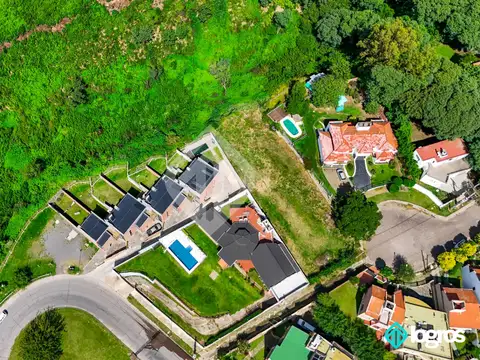 Terreno en Venta en Barrio Grand Bourg, USD 130.000