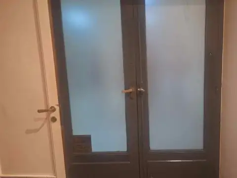 Oficina en Venta 84 años