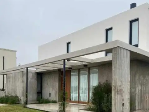 Casa  en Venta en San Sebastian - AREA 1, San Sebastian, Escobar