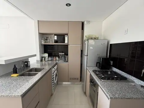 Departamento en Venta en Zona Guemes, USD 169.000