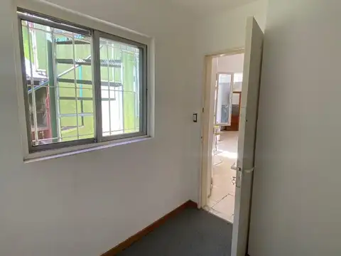 Depto Tipo Casa 4 ambientes con 2 baños