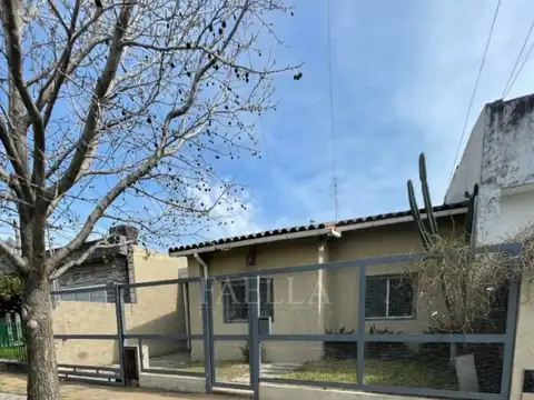 Casa en Venta en Hurlingham, USD 114.900