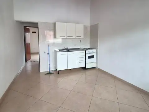 Depto Tipo Casa en Alquiler en Virreyes Oeste, $ 480.000