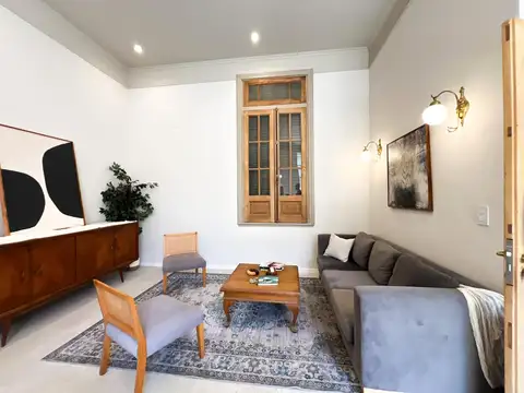 Casa 6 ambientes con 2 baños