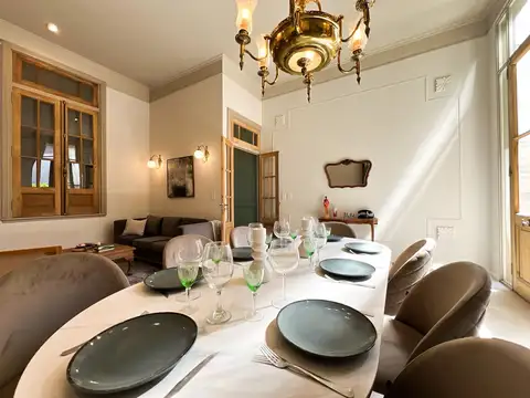 VENTA Casa reciclada Pichincha 3 dormitorios Parrillero y Terraza en Riccheri 400