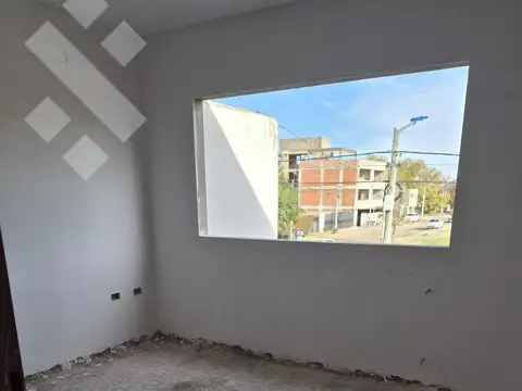 Depto Tipo Casa 4 ambientes con 1 baño