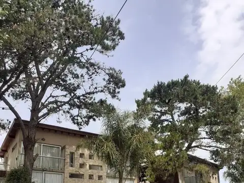 Departamento en venta - 1 Dormitorio 1 Baño 2 Cocheras - 100Mts2 - Costa Azul