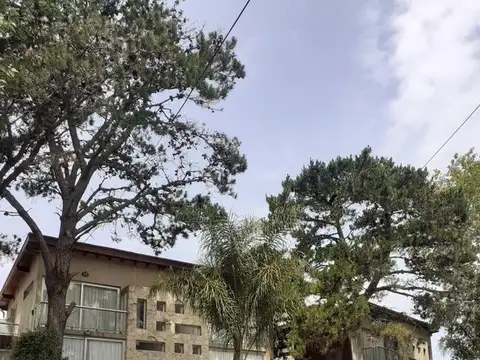 Departamento en venta - 1 Dormitorio 1 Baño 2 Cocheras - 100Mts2 - Costa Azul