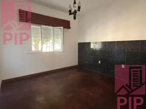 Depto Tipo Casa en Alquiler de 2 dormitorios