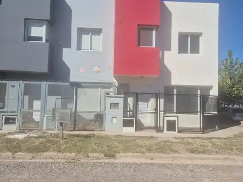 Dúplex En Venta Los Aromos - Fernandez Oro