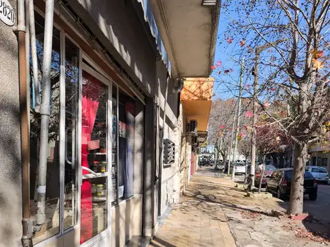 Local comercial en venta real oportunidad a pasos del tren
