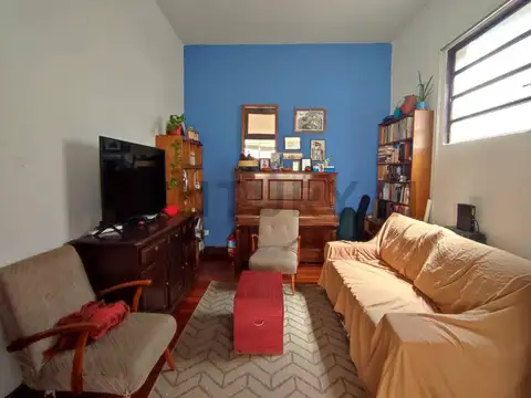 Av. Rivadavia 9000, Piso 1